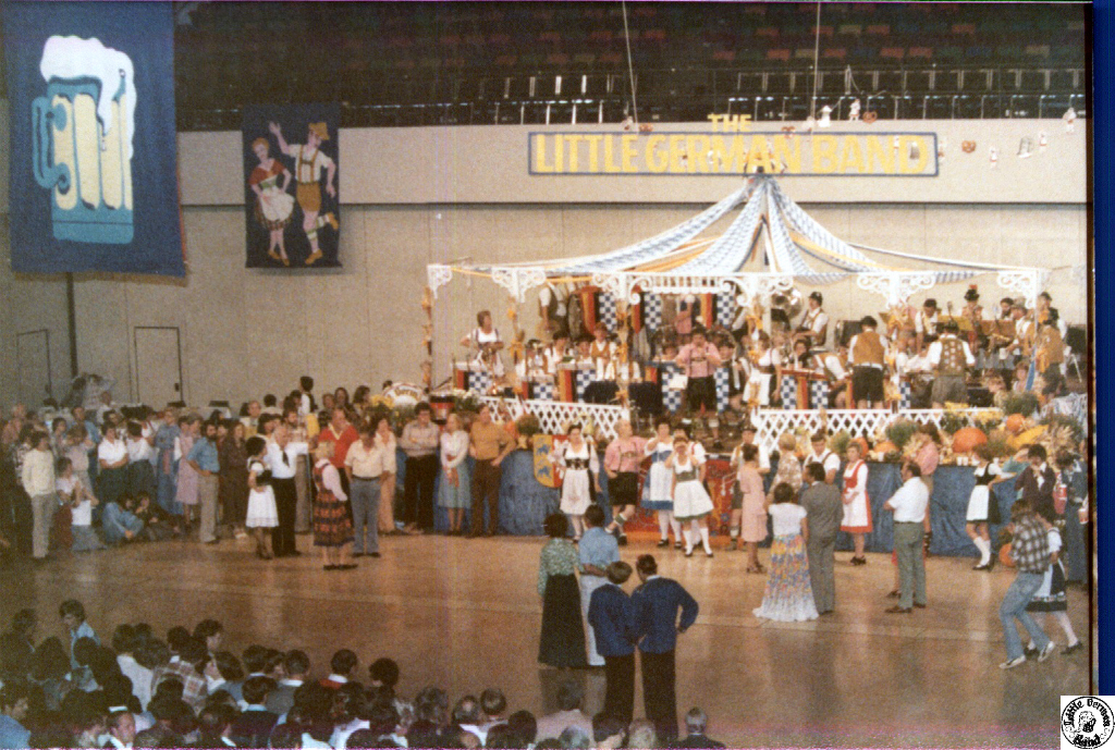 1978 10 07 10 LGB Oktoberfest.jpg